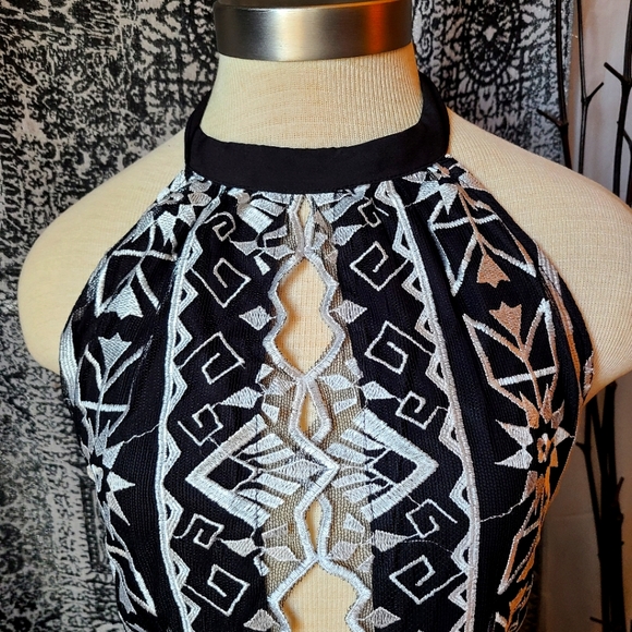 JEN'S PIRATE BOOTY...STUNNING DRESS - Picture 6 of 10